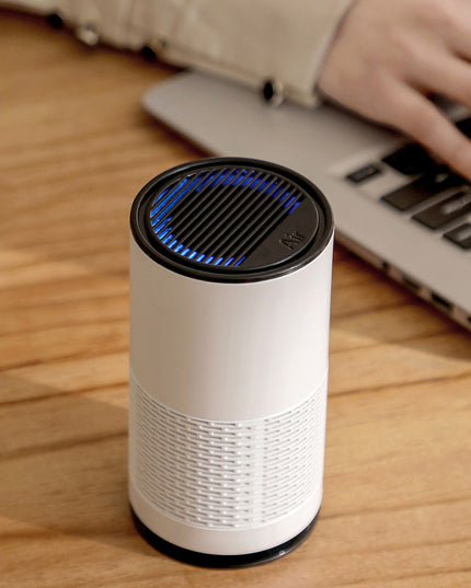 USB Car Air Purifier: Mini Aromatherapy and Formaldehyde Removal Device with Negative Ion Technology