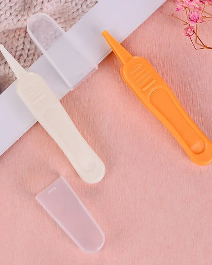 1PC Infant Ear and Nose Cleaner: Safe Round Head Tweezers for Baby Care
